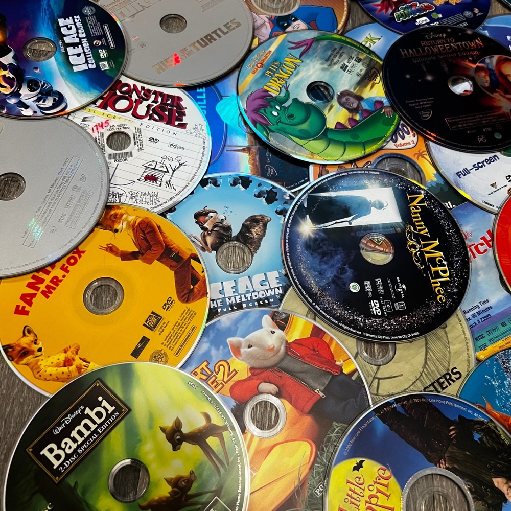 Lot of 100 DVD Discs Only Kids Children Disney Family Movies Cartoons TV Shows - Picture 3 of 4